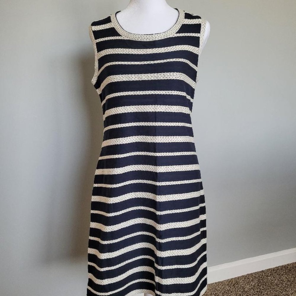 Max Studio Navy And Cream Sleeveless Dress
